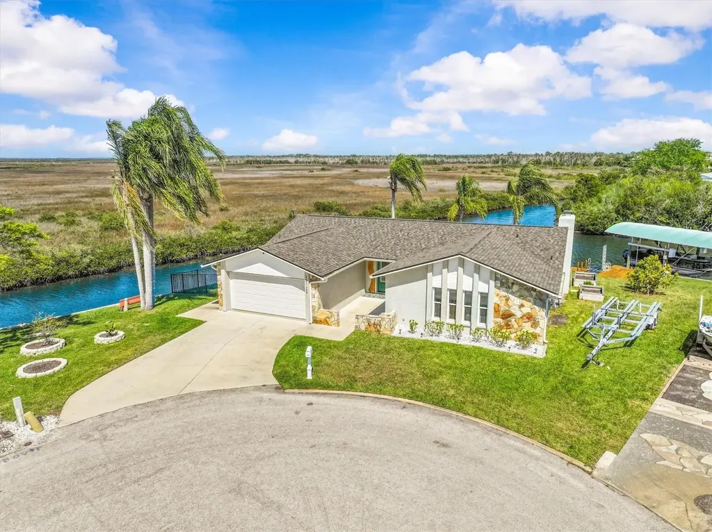 15722 Donzi Drive Hudson FL 34667