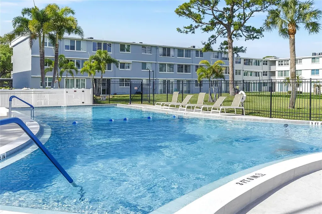4720 Locust Street NE St Petersburg FL 33703