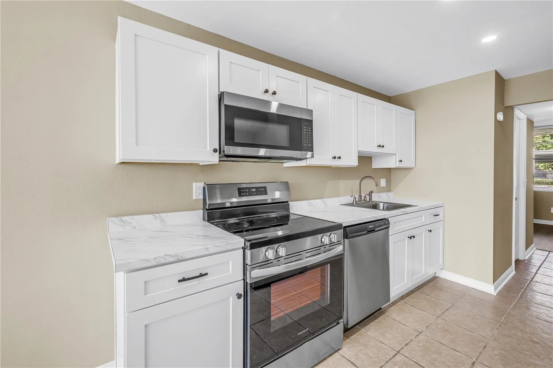 4720 Locust Street NE St Petersburg FL 33703