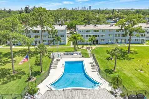 4720 Locust Street NE St Petersburg FL 33703