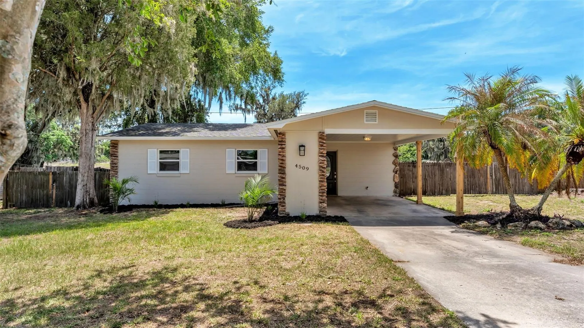 4509 Oak Street Lakeland FL 33813