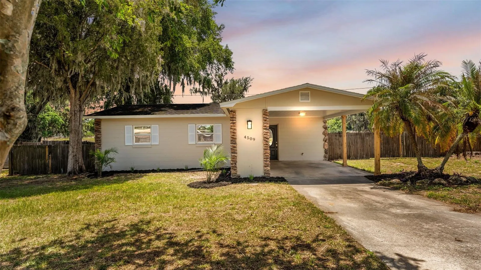 4509 Oak Street Lakeland FL 33813