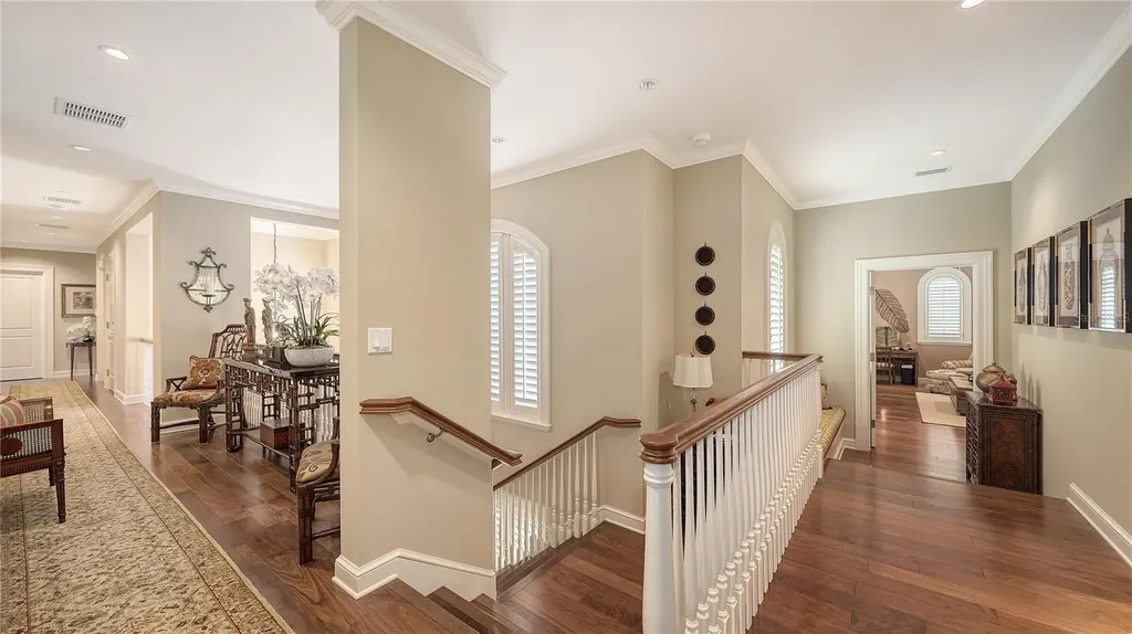 667 Mourning Dove Drive Sarasota FL 34236