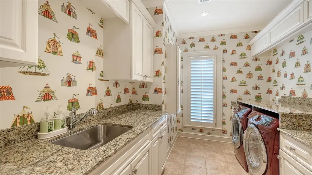 667 Mourning Dove Drive Sarasota FL 34236