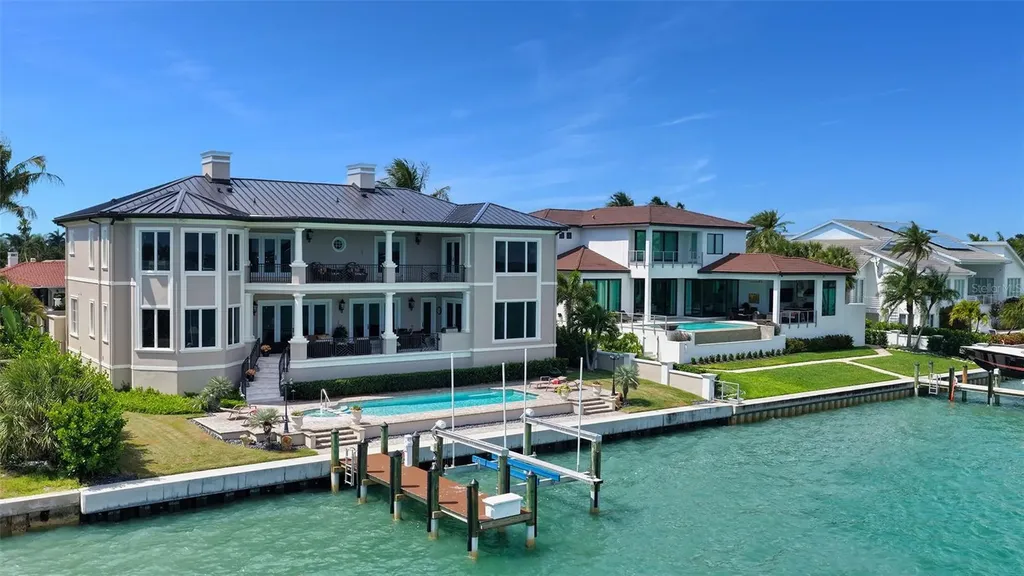 667 Mourning Dove Drive Sarasota FL 34236