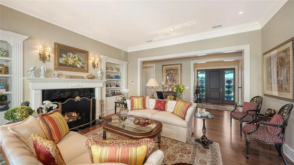 667 Mourning Dove Drive Sarasota FL 34236