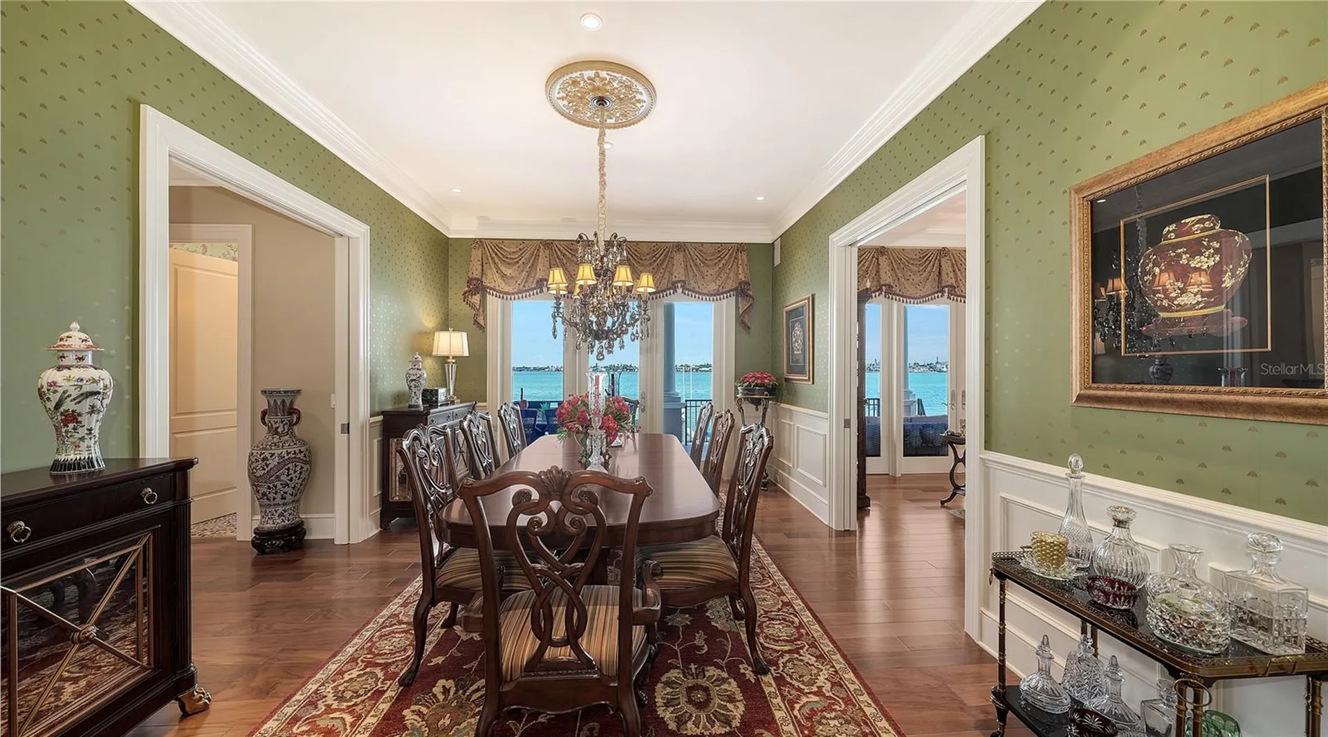667 Mourning Dove Drive Sarasota FL 34236
