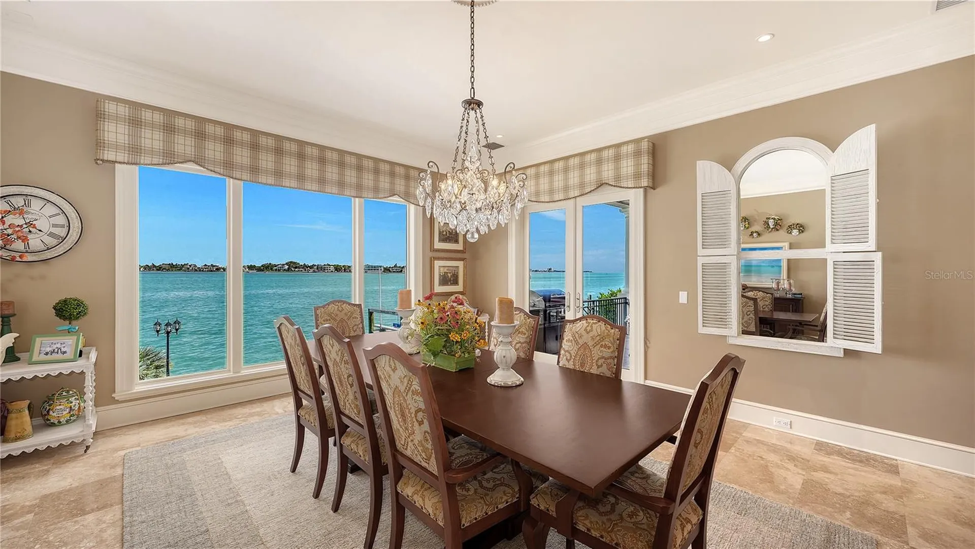 667 Mourning Dove Drive Sarasota FL 34236