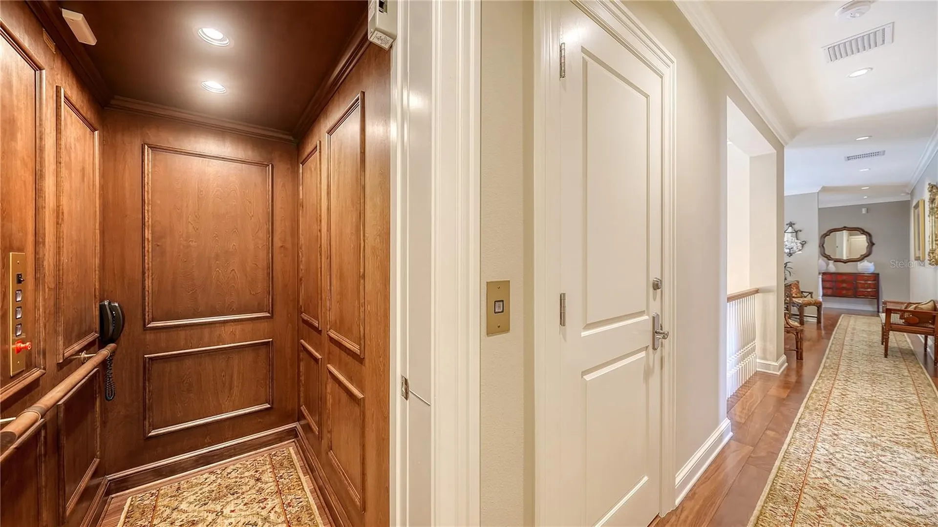 667 Mourning Dove Drive Sarasota FL 34236