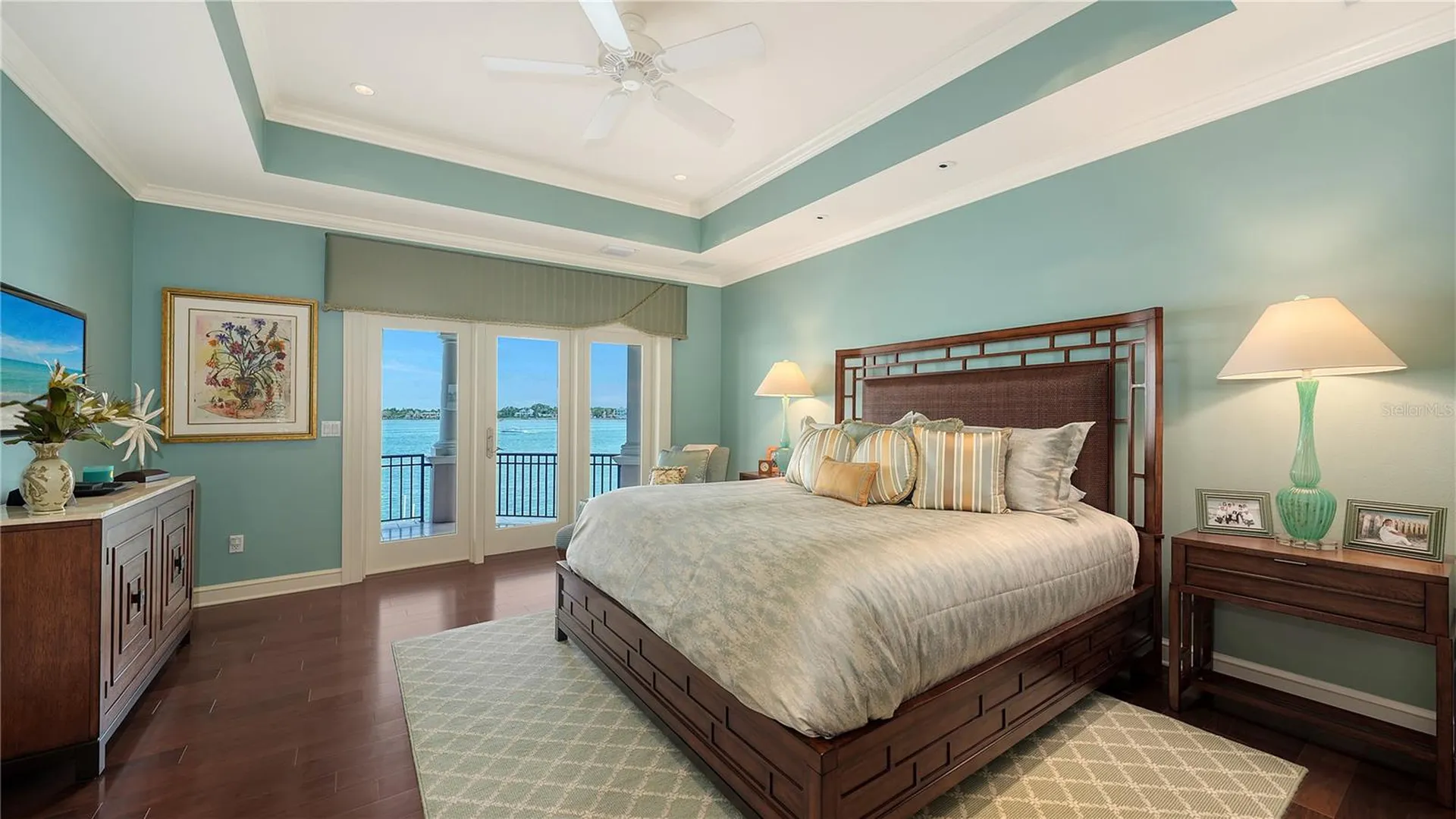 667 Mourning Dove Drive Sarasota FL 34236