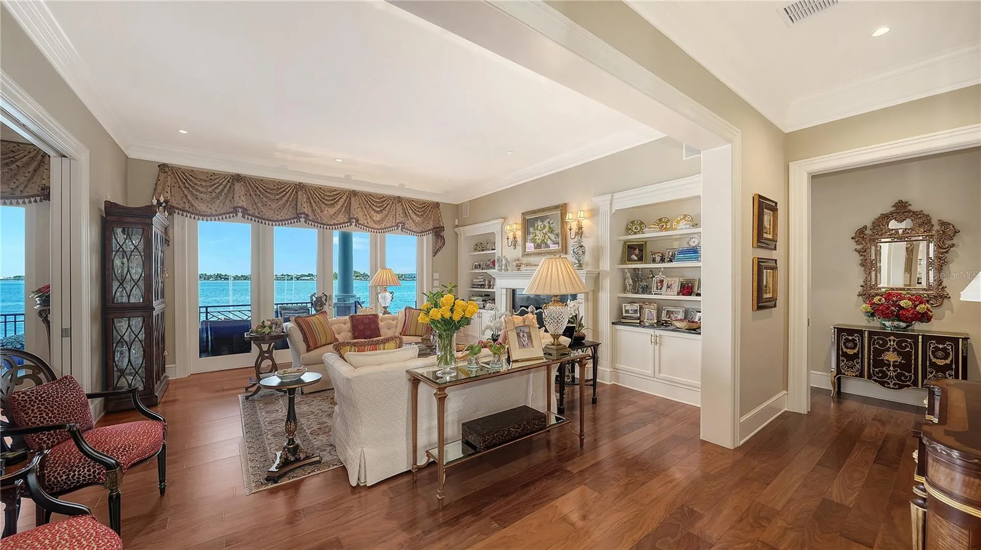 667 Mourning Dove Drive Sarasota FL 34236