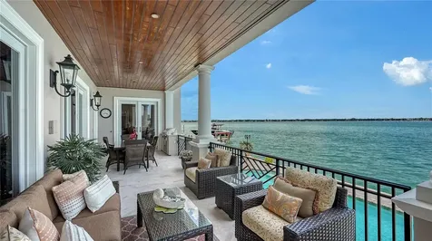 667 Mourning Dove Drive Sarasota FL 34236