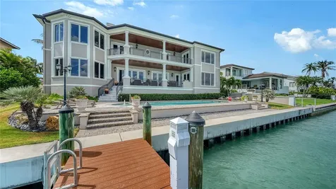 667 Mourning Dove Drive Sarasota FL 34236