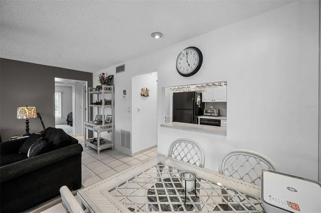 2600 Pine Ridge Way S Palm Harbor FL 34684