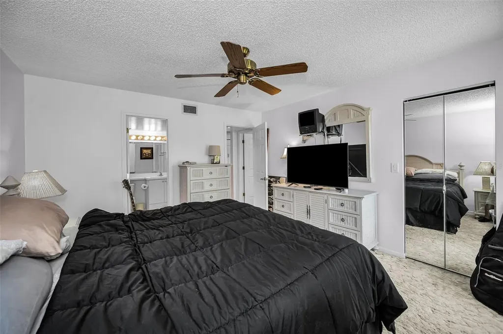 2600 Pine Ridge Way S Palm Harbor FL 34684