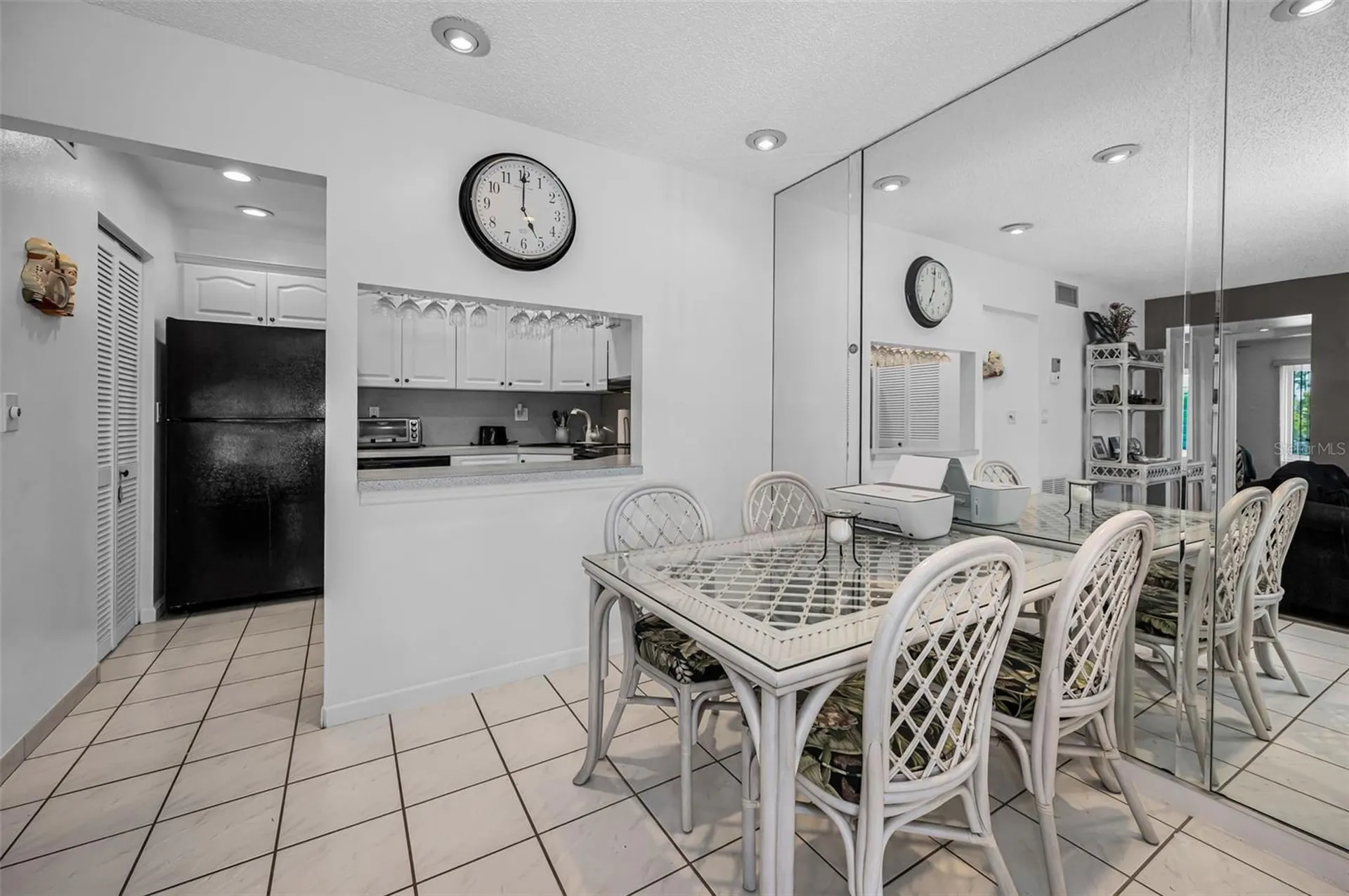 2600 Pine Ridge Way S Palm Harbor FL 34684