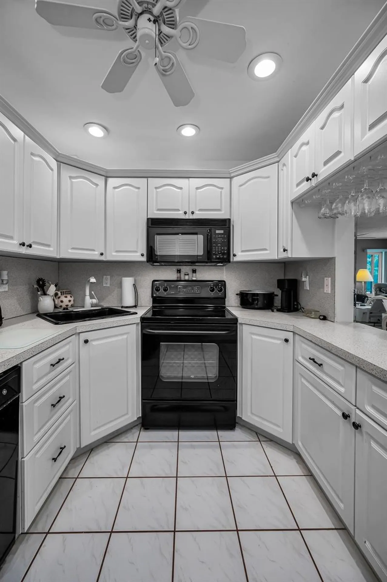 2600 Pine Ridge Way S Palm Harbor FL 34684