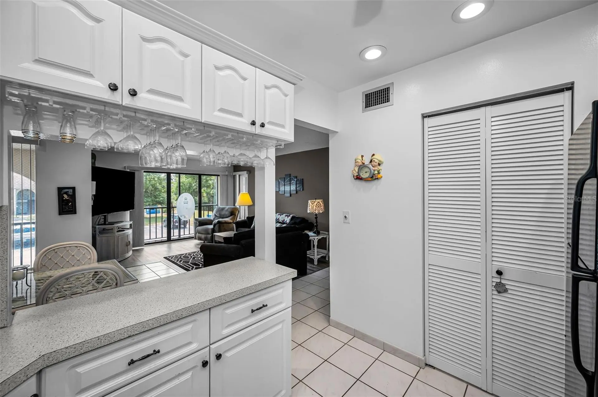 2600 Pine Ridge Way S Palm Harbor FL 34684