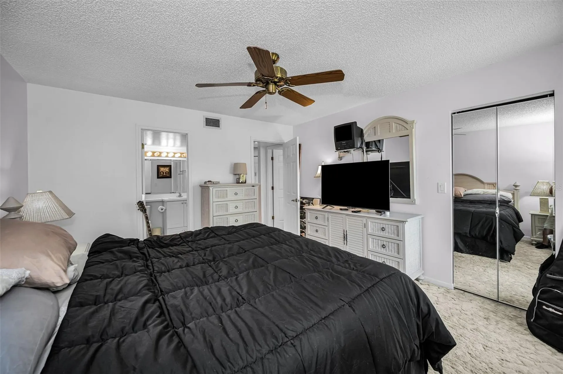 2600 Pine Ridge Way S Palm Harbor FL 34684