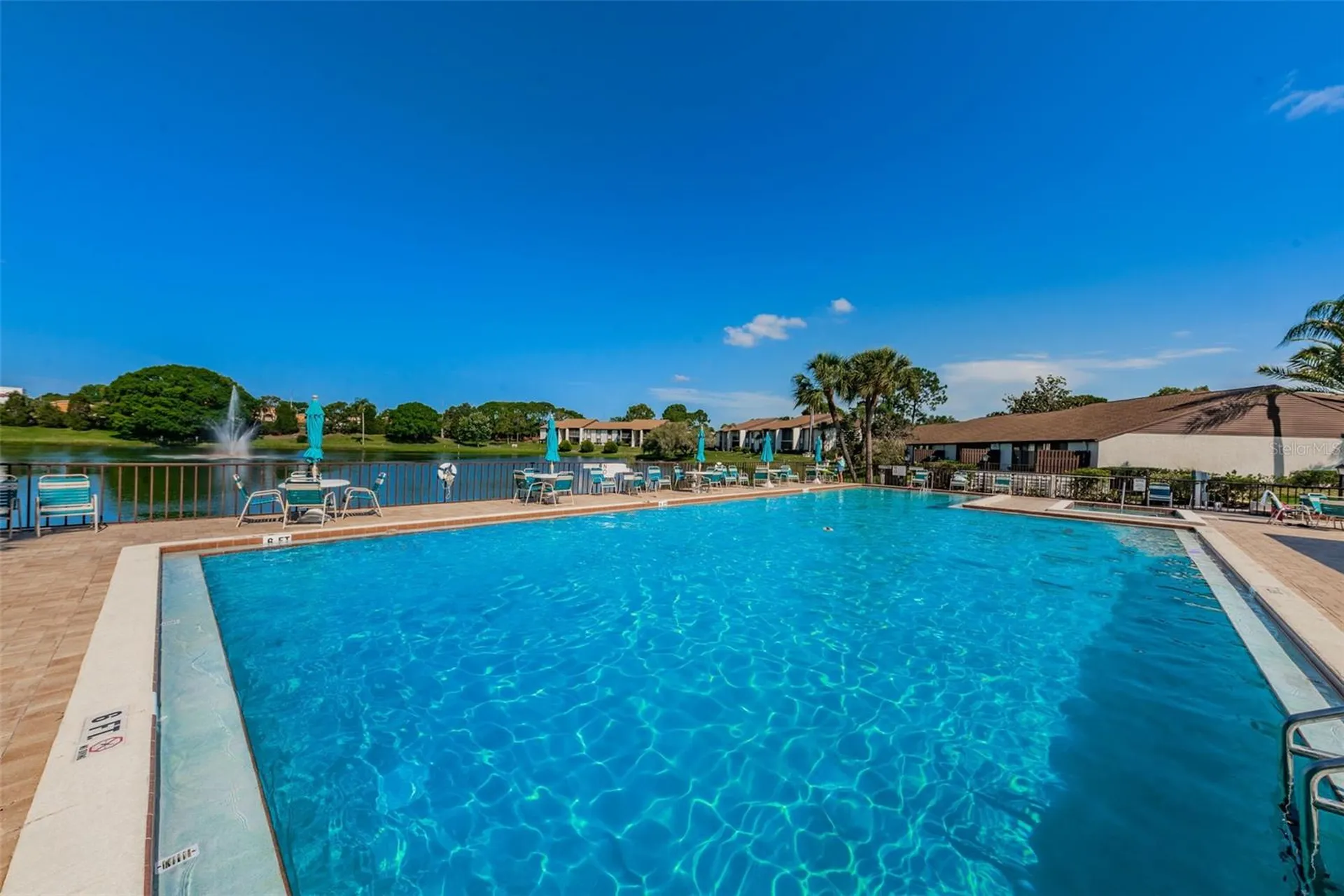 2600 Pine Ridge Way S Palm Harbor FL 34684