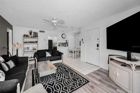 2600 Pine Ridge Way S Palm Harbor FL 34684