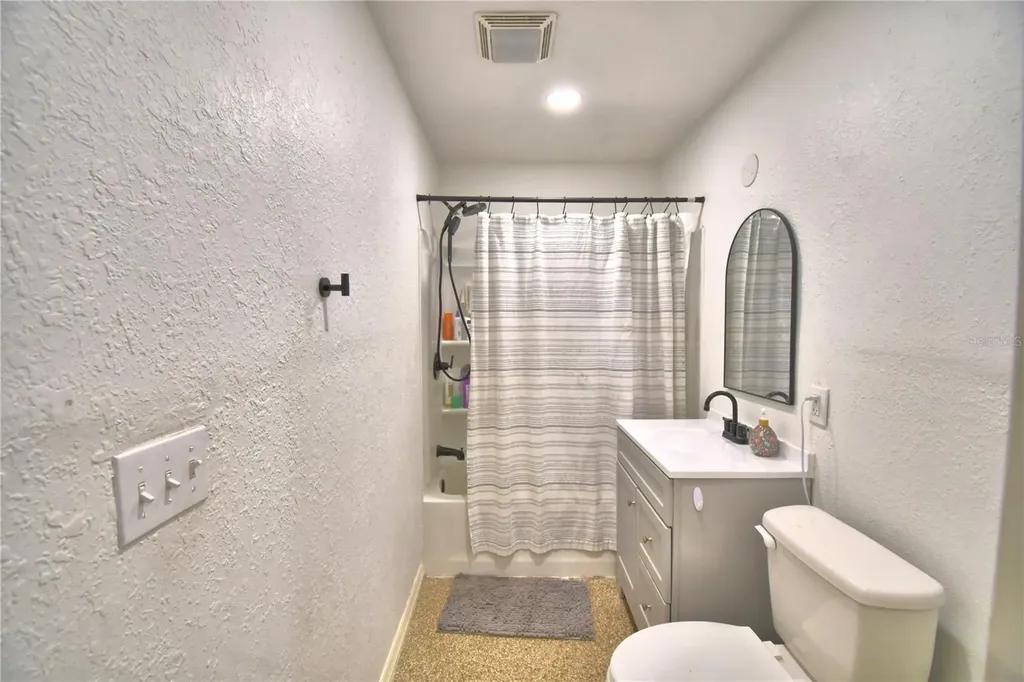 140 E Thelma Street Lake Alfred FL 33850