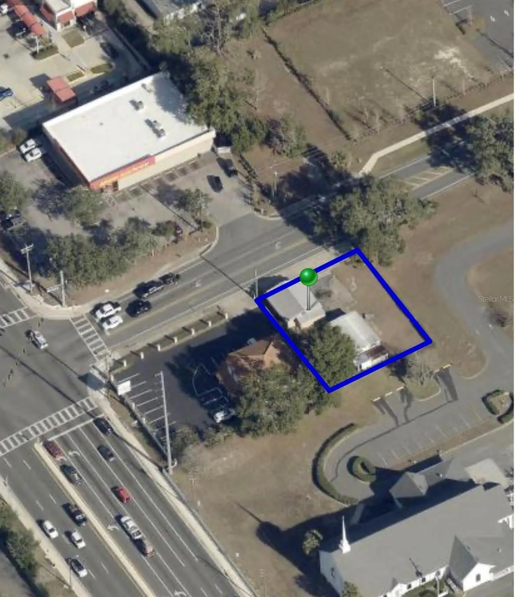 124 W Lemon Lady Lake FL 32159