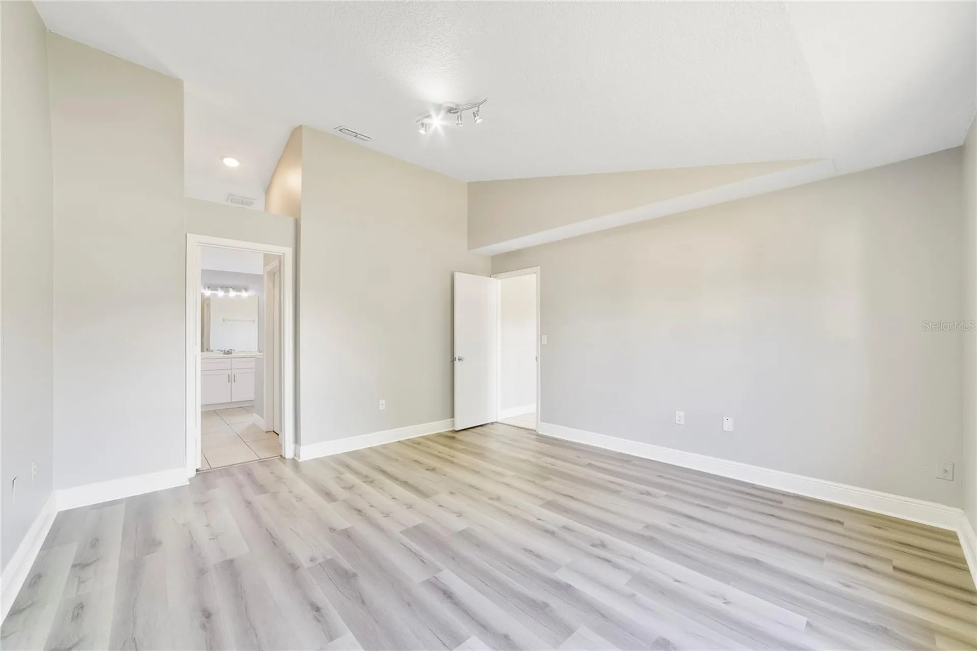228 Mango Court Davenport FL 33837