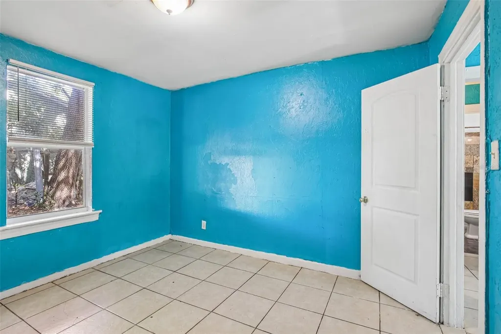 3201 Freemont Terrace S St Petersburg FL 33712