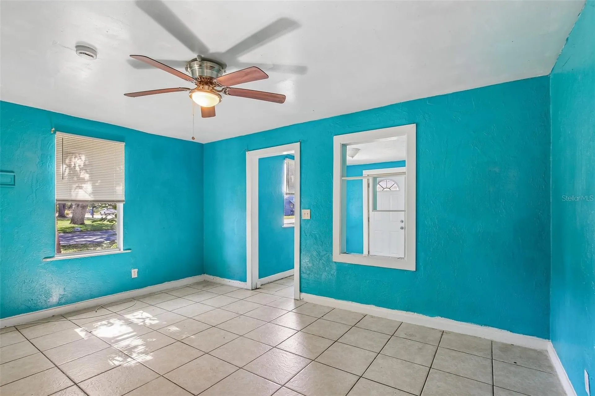3201 Freemont Terrace S St Petersburg FL 33712