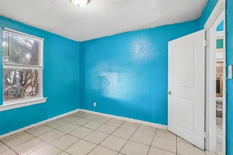 3201 Freemont Terrace S St Petersburg FL 33712