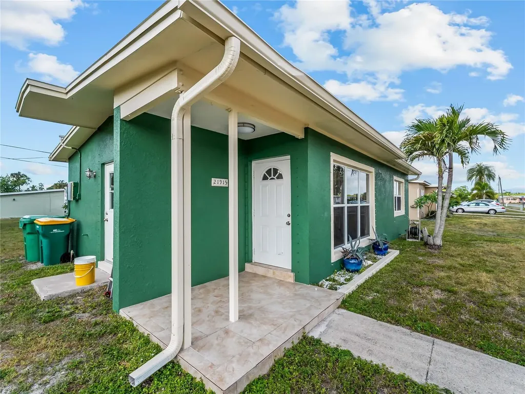 21915 Calvin Lane Port Charlotte FL 33952