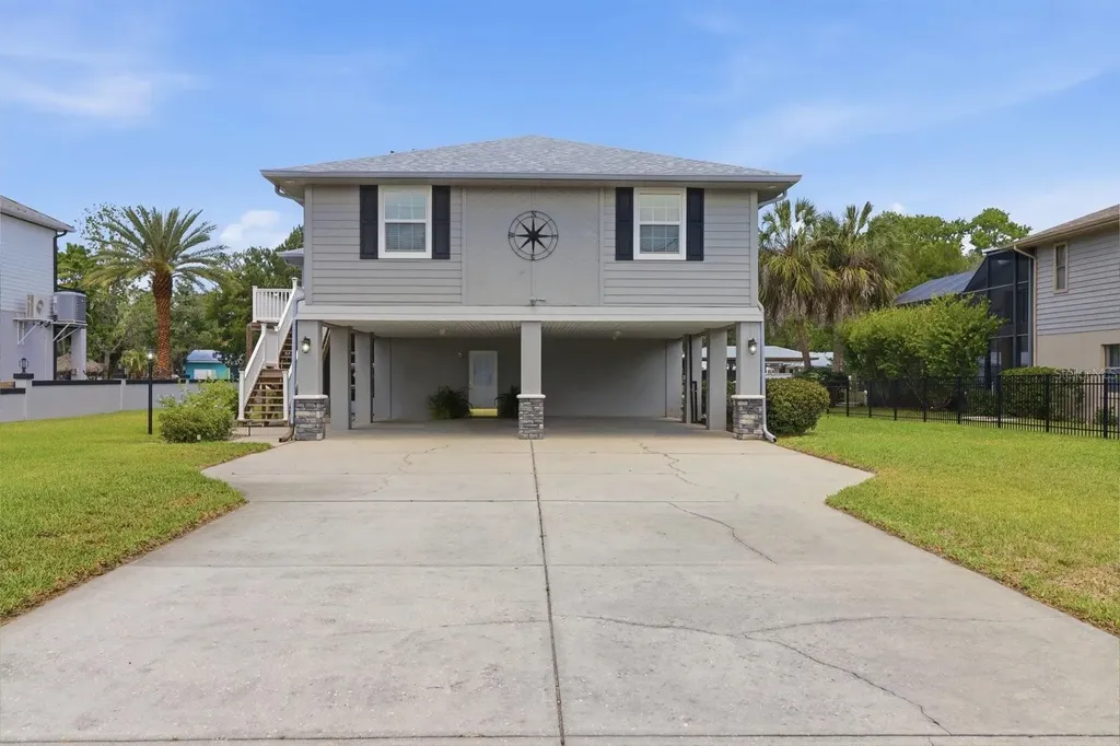 1931 NW 18th Street Crystal River FL 34428