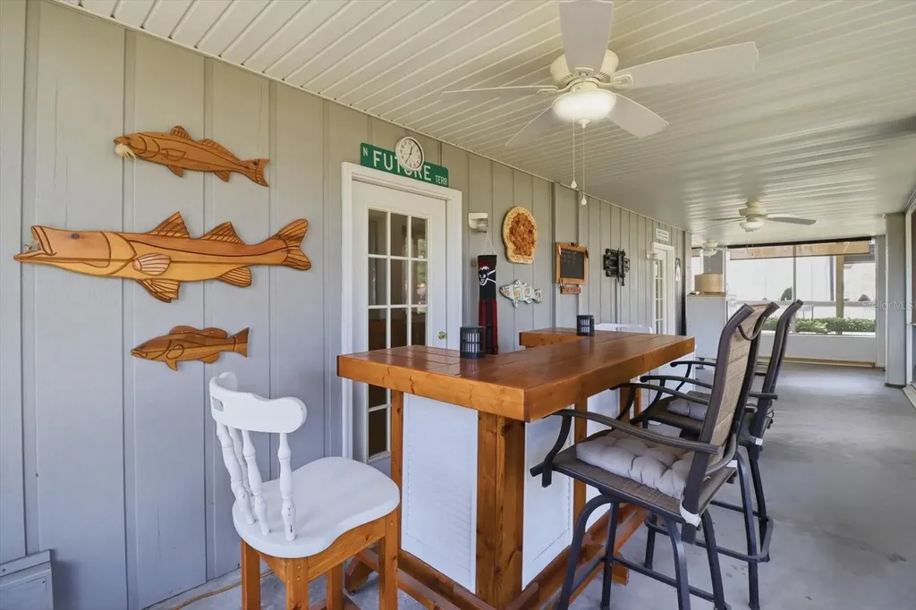 1931 NW 18th Street Crystal River FL 34428