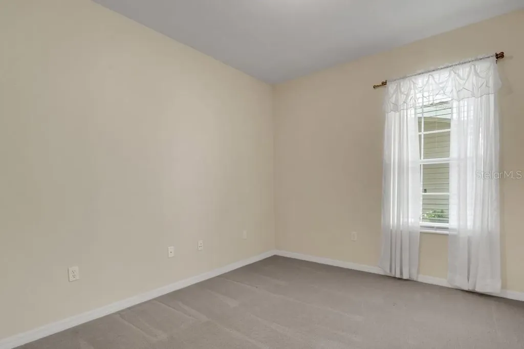 684 Grasslands Village Circle Lakeland FL 33803