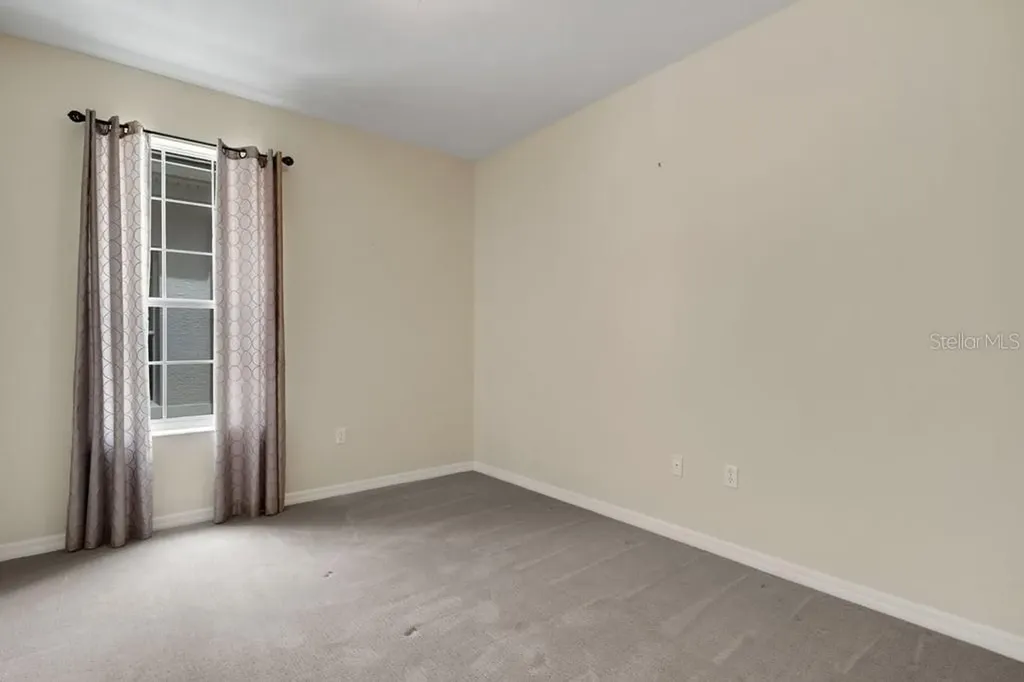 684 Grasslands Village Circle Lakeland FL 33803