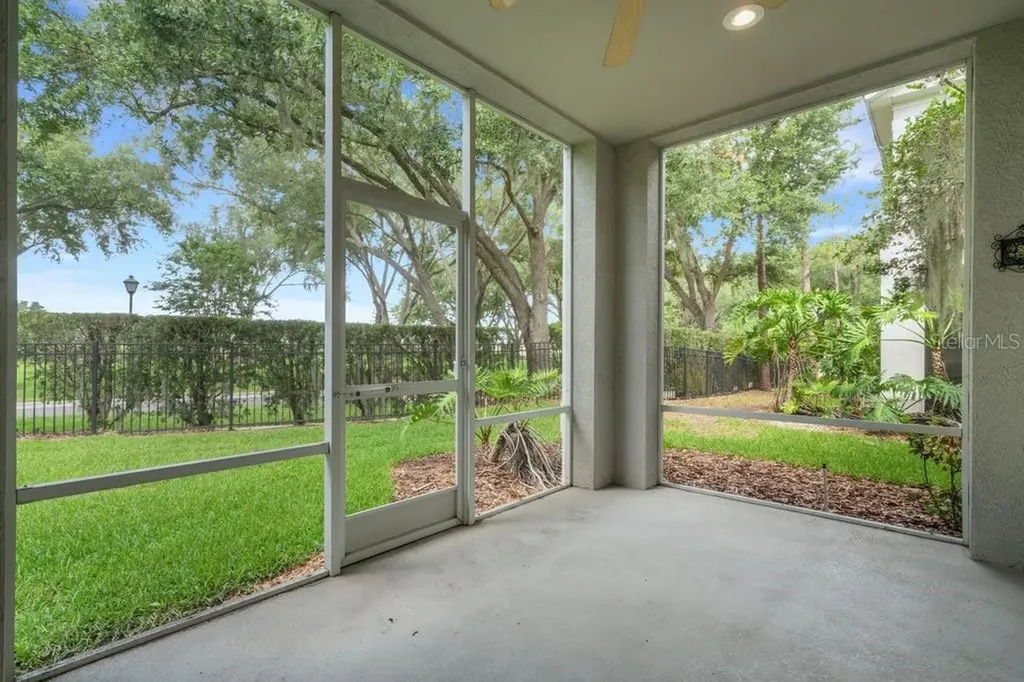 684 Grasslands Village Circle Lakeland FL 33803