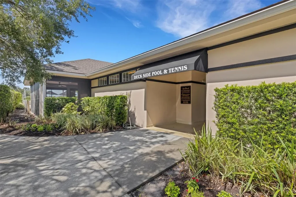 684 Grasslands Village Circle Lakeland FL 33803