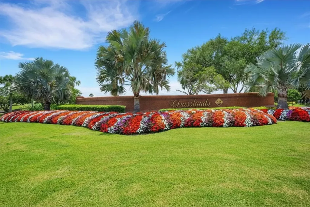 684 Grasslands Village Circle Lakeland FL 33803