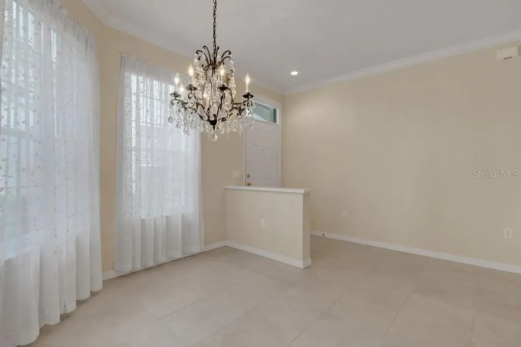 684 Grasslands Village Circle Lakeland FL 33803