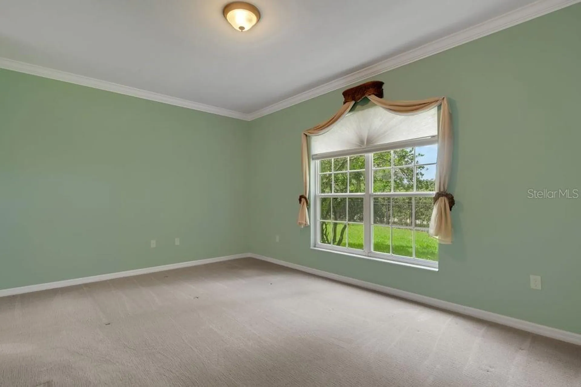 684 Grasslands Village Circle Lakeland FL 33803