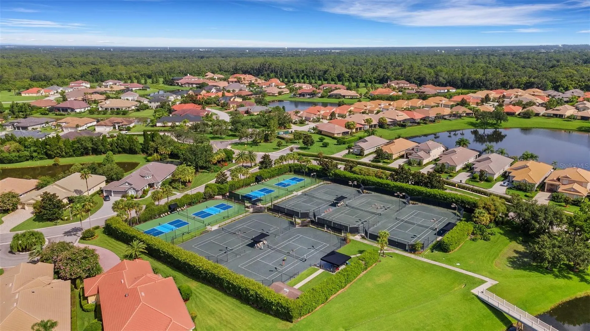 684 Grasslands Village Circle Lakeland FL 33803