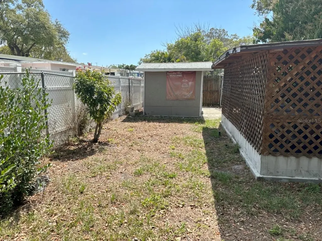 2203 Gladys Street Largo FL 33774
