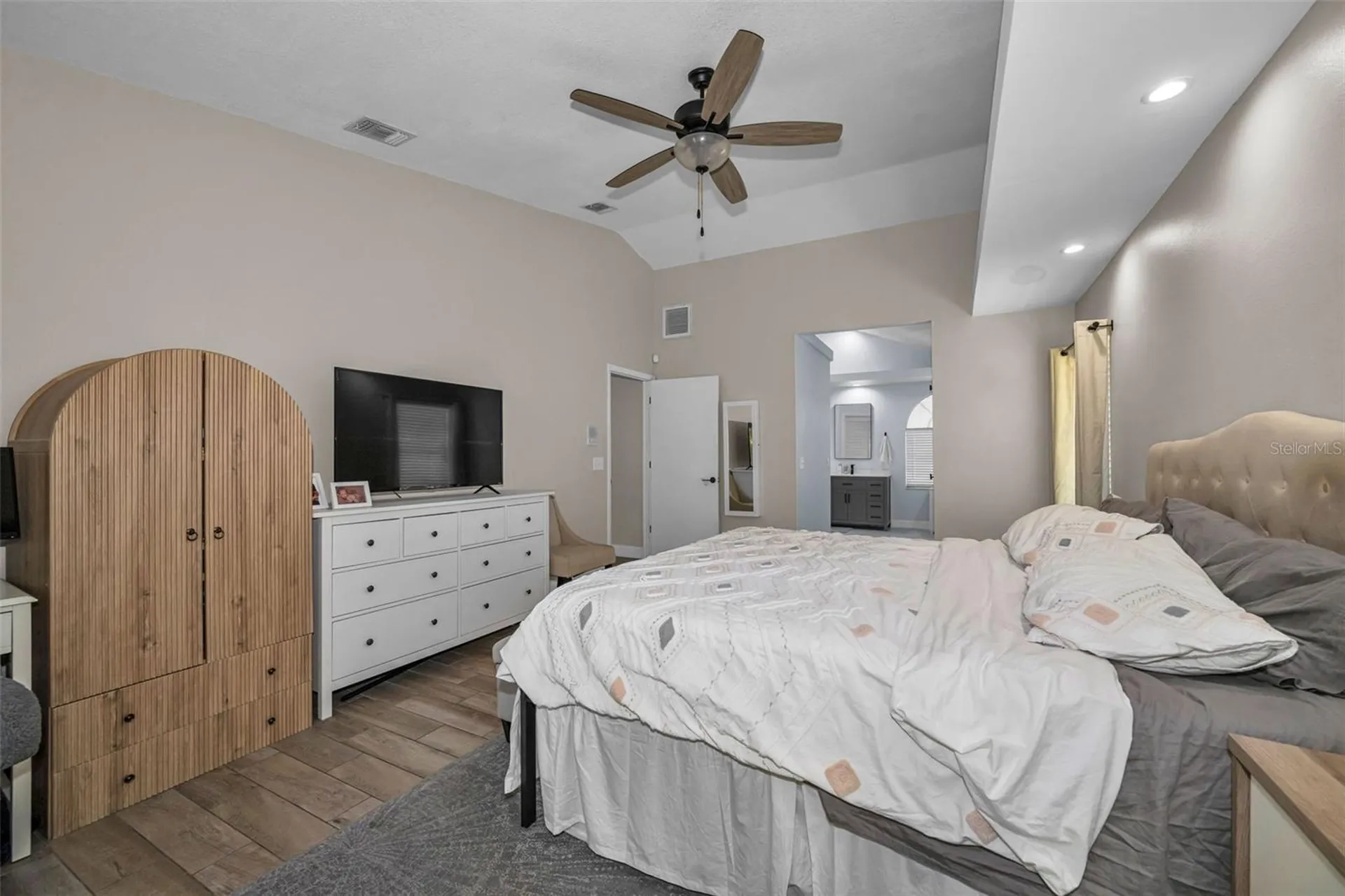 2823 Challenger Drive Palm Harbor FL 34683