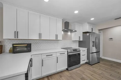 2823 Challenger Drive Palm Harbor FL 34683