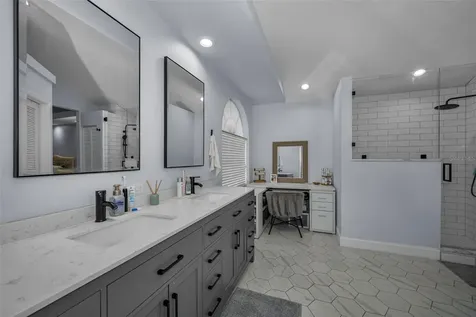 2823 Challenger Drive Palm Harbor FL 34683