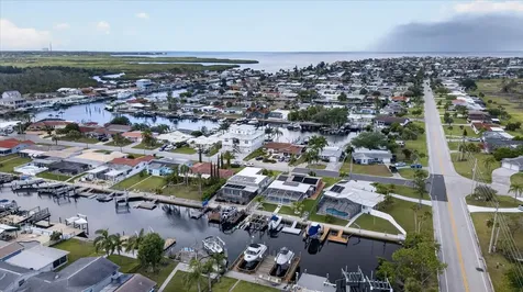 5006 Forestay Court New Port Richey FL 34652