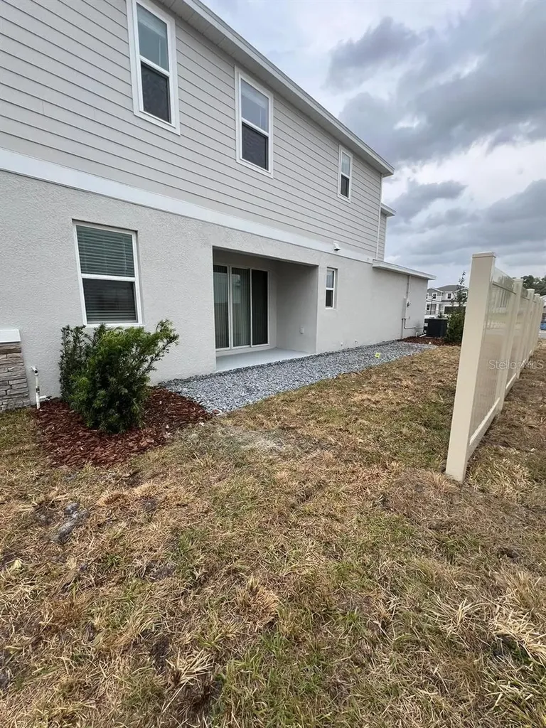 1465 Axel Graeson Avenue Kissimmee FL 34744