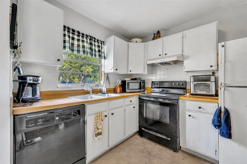 2816 Travelers Palm Drive Edgewater FL 32141