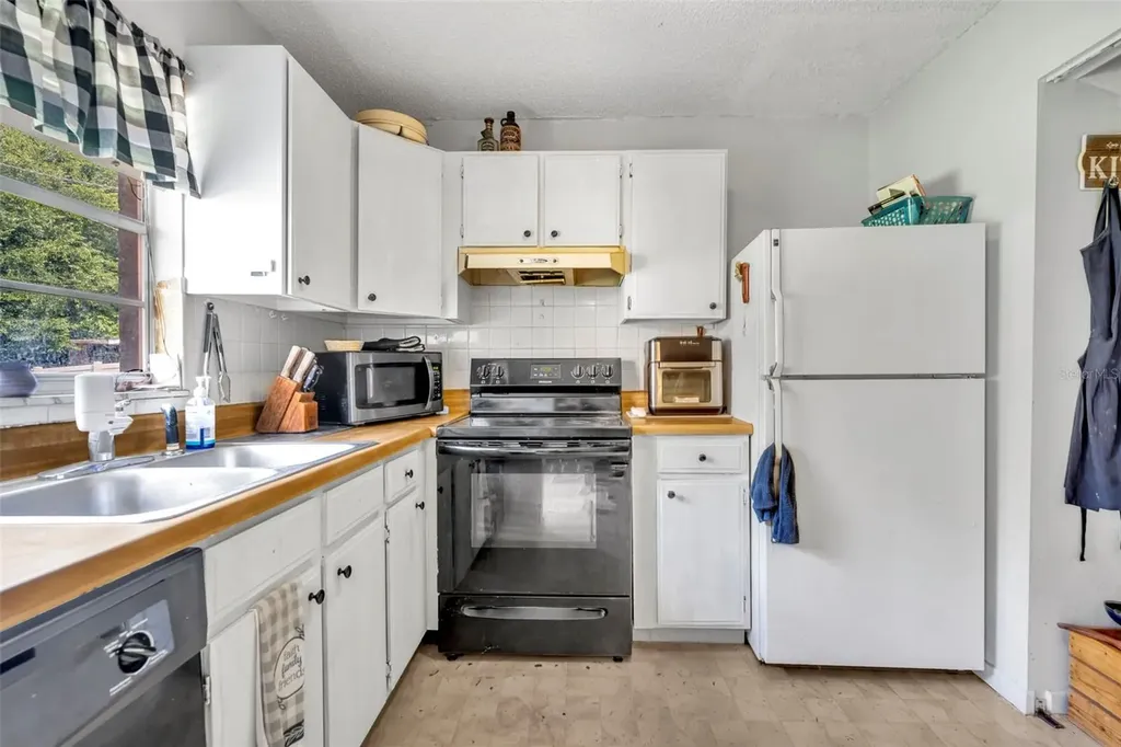 2816 Travelers Palm Drive Edgewater FL 32141
